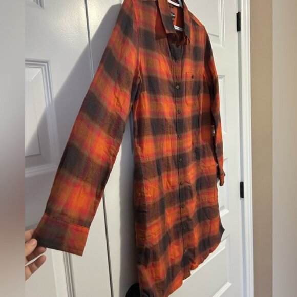 Toad&Co Re-Form Flannel Plaid Shirtdress - Picture 4 of 9